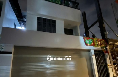 Cho thuê Nhà 1 trệt 1 lầu Đường 50 HBC liền kề PVĐ giá 9 triệu. Sẵn máy lạnh 2PN