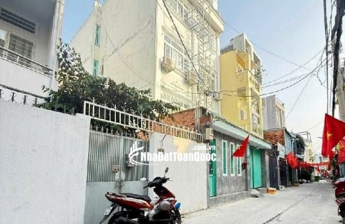HOT NHÀ QUẬN 7 – GẦN LÂM VĂN BỀN 4.2M x19M Chỉ 8 TỶ 8