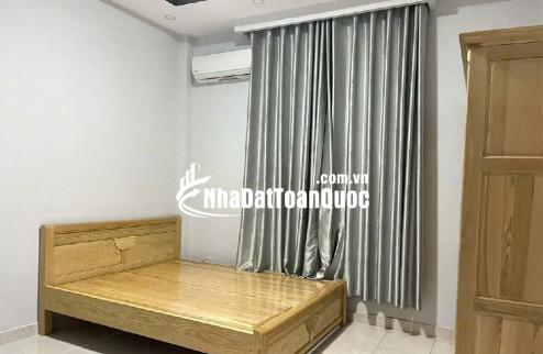 Nhà 4 tầng hẻm 803 Huỳnh Tấn Phát – Ô tô đỗ cửa, có sẵn dòng tiền