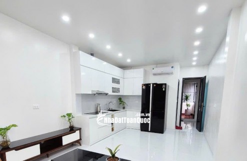 HOT HIT QUAN THỔ – NHÀ ĐẸP HIẾM, Ô TÔ ĐỖ CỬA – CHỈ 18,8 TỶ