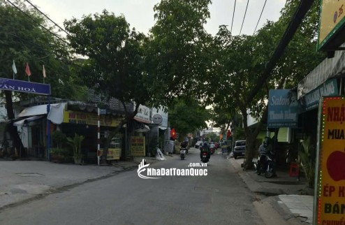NHÀ GÒ VẤP SÁT MẶT TIỀN GIẢM 1 TỶ CHỐT NHANH