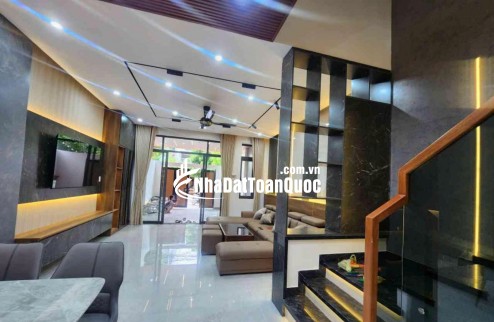 BÁN NHÀ 3 TẦNG, 3 MÊ  FULL NỘI THẤT, ĐƯỜNG THANH LƯƠNG, HOÀ XUÂN - ĐÀ NẴNG LH:0368452579.