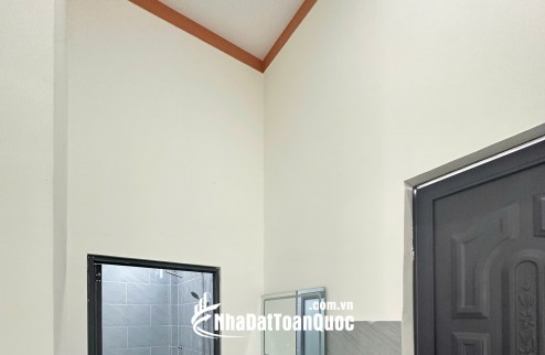 CĂN NHÀ CẤP 4 SÁT ỦY BAN CHÁNH PHÚ HÒA – 165 M2 SHR 1TY 7XX. LH:0868673151.