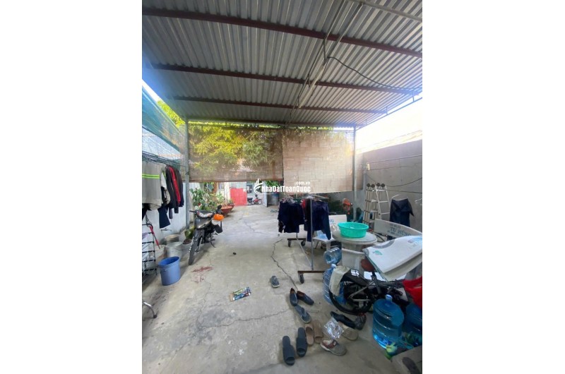 Bán đất 134m2 ( 50m2 là thổ cư )  tặng nhà cấp 4 ngay HTP Nhà Bè