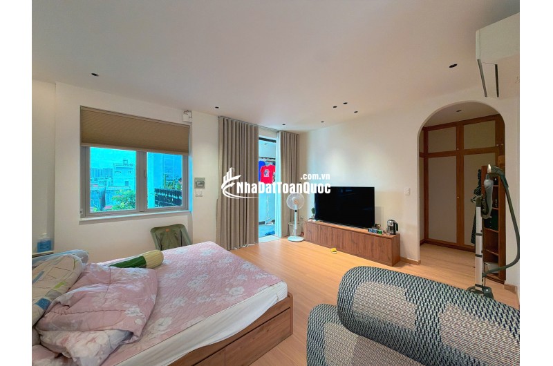 BIỆT THỰ SÂN VƯỜN KHU BỘ CÔNG AN Q7 - 3 TẦNG - 9X17M - 18,5 TỶ. LH:0904523367 (Phương Nhà Nhiều).