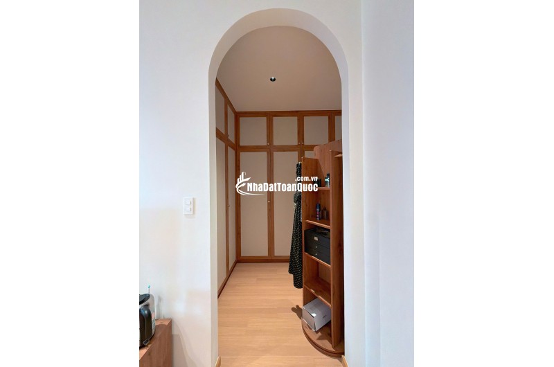BIỆT THỰ SÂN VƯỜN KHU BỘ CÔNG AN Q7 - 3 TẦNG - 9X17M - 18,5 TỶ. LH:0904523367 (Phương Nhà Nhiều).