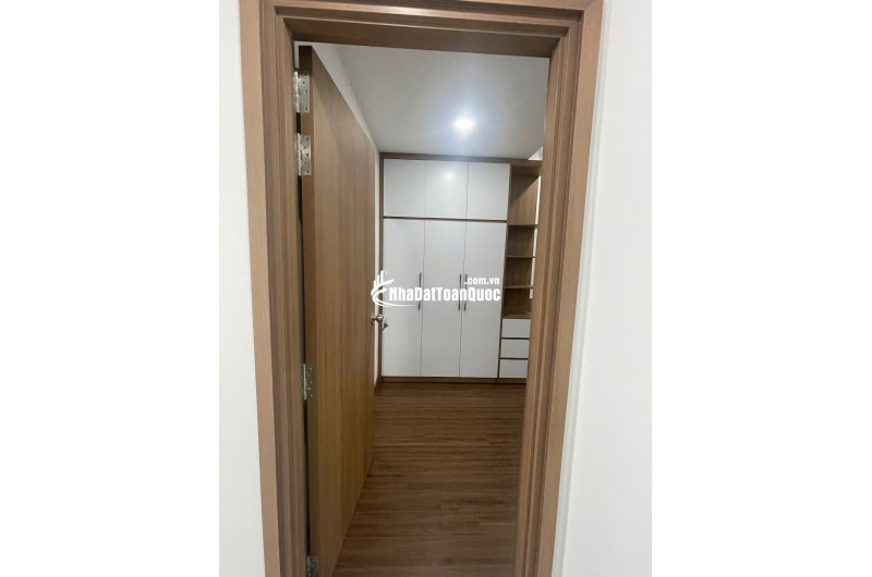 BÁN CHCC XÃ TÂN NHỰT– 85MV 2PN2VS – NỘI THẤT CƠ BẢN - SHR - CHỈ 3.1 TỶ. LH:0906645077.