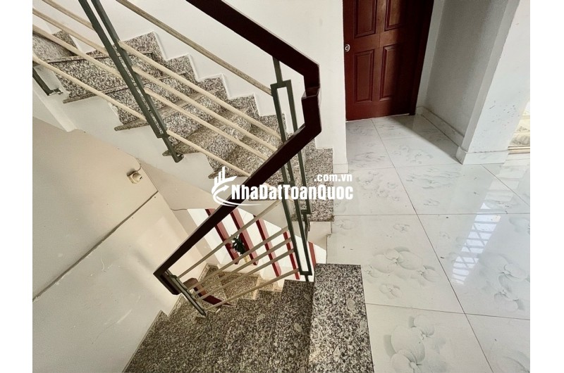 BÁN NHÀ HXH ĐƯỜNG DA NAM QUẬN 8 - DT 49MV SHR CHỈ 7TỶ630. LH:0986225711.