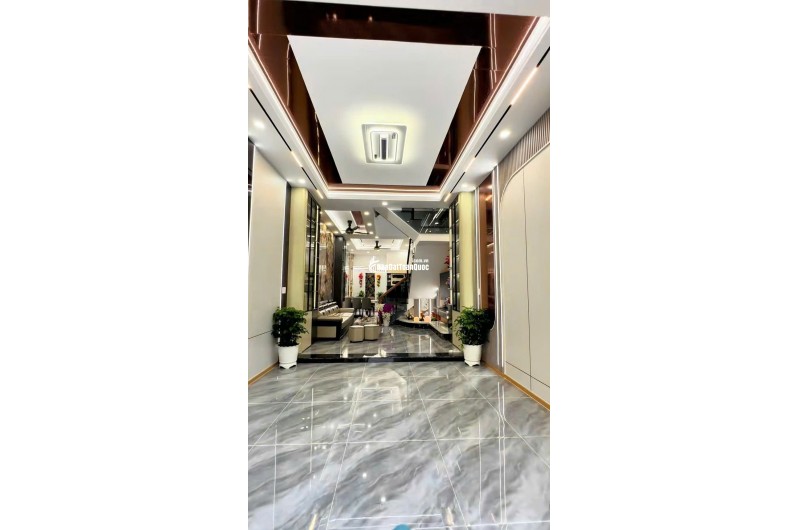 BÁN NHÀ NGAY CHỢ BÌNH ĐIỀN QUẬN 8. DT80 M2 - SHR - CHỈ 1TỶ165TR. LH:0785448683.