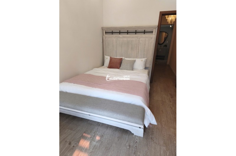 PHÚ NHUẬN – NHÀ ĐẸP FULL NỘI THẤT, HẺM XE HƠI 5M, CHỈ 6.25 TỶ. LH:0775532337.