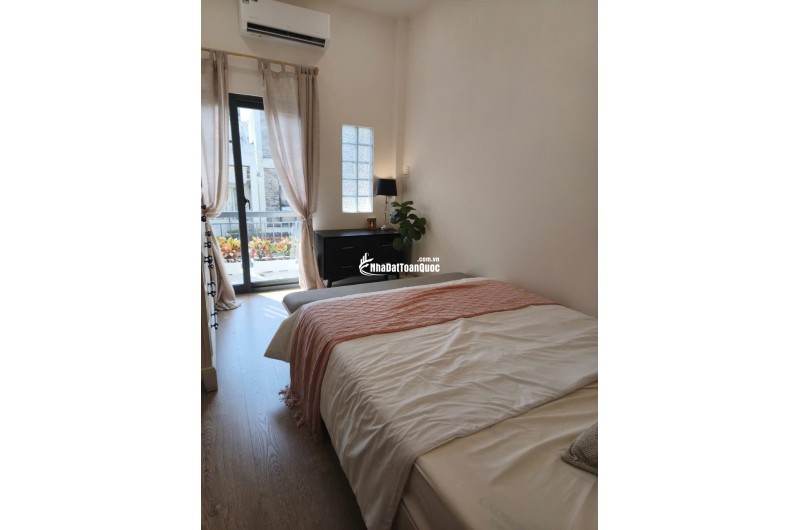 PHÚ NHUẬN – NHÀ ĐẸP FULL NỘI THẤT, HẺM XE HƠI 5M, CHỈ 6.25 TỶ. LH:0775532337.