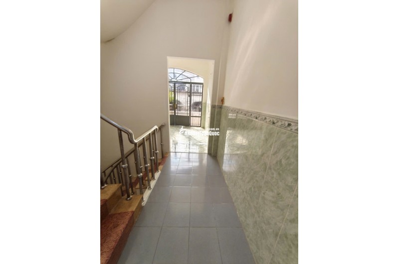 NHÀ ĐẸP LÊ THỊ BẠCH CÁT– QUẬN 11 – 42M2 - CHỈ 5.7 TỶ . LH:0775532337.