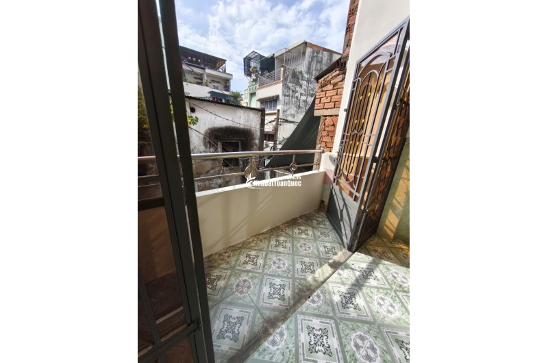 NHÀ ĐẸP LÊ THỊ BẠCH CÁT– QUẬN 11 – 42M2 - CHỈ 5.7 TỶ . LH:0775532337.