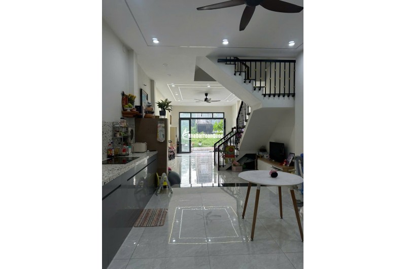 Bán nhà 1 trệt 1 lầu 152.9m2 Phạm Thế Hiển P7 Q8 nhà mới ở ngay