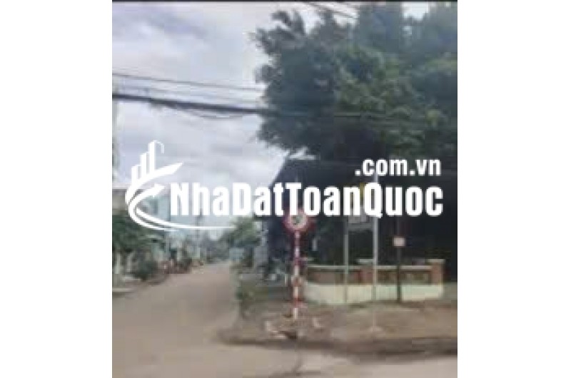 BÁN NHÀ CẤP 4 HOÀN CÔNG - FULL THỔ CƯ - SỔ HỒNG RIÊNG - HẺM CÀ PHÊ GÓC PHỐ, HÓC MÔN