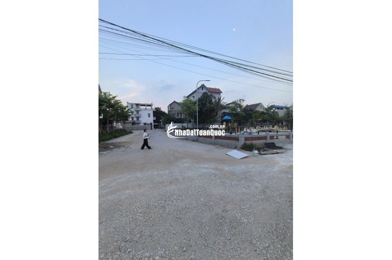 Bán Đất 352m2 - Lô góc ngã 4 (3 mặt tiền) tại Nguyên Khê - Đông Anh - Hà Nội