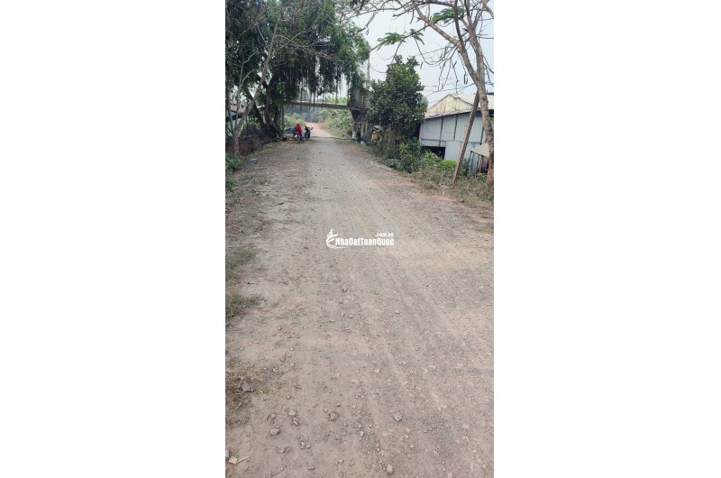 BÁN ĐẤT TÂN THẠNH, LONG AN – TDT 44000 M2 – SHR - 15 TỶ. LH:0989327777 - MR.QUỐC