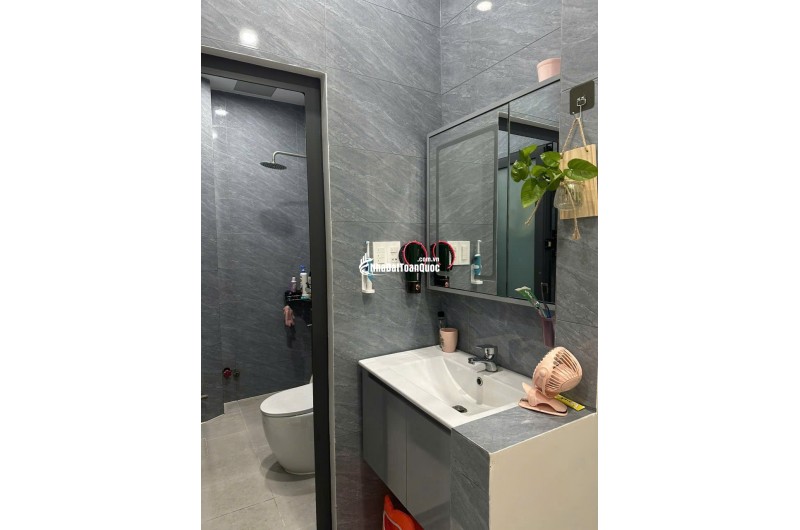 Bán nhà 1 trệt 1 lầu 152.9m2 Phạm Thế Hiển P7 Q8 nhà mới ở ngay