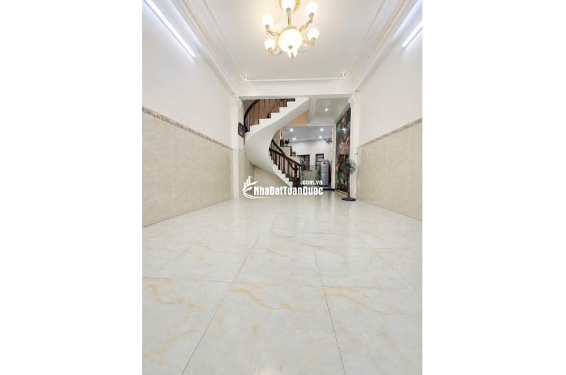 NHÀ BÁN KHU BÀU CÁT TÂN BÌNH - LẠC LONG QUÂN - 60M² - HXH - VỊ THẾ ĐẮC ĐỊA