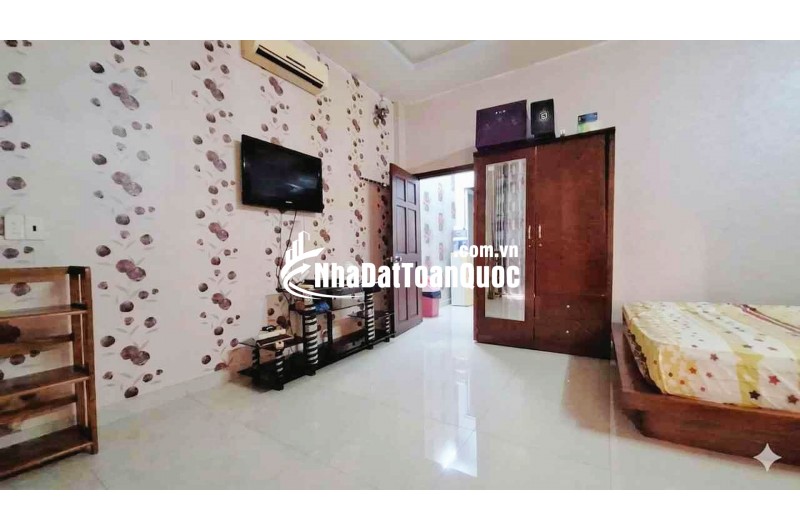 Nhà phố đẹp Lái Thiêu - Ngang 5m - 90m2 – Nhỉnh 4,5 Tỷ - Đường xe tải  - ÔTô ngủ trong nhà