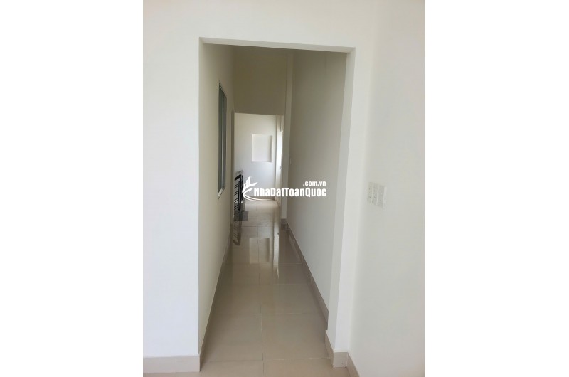 Cho thuê nhà 222/4 Võ Thành Trang P11 QTân Bình 1 trệt 2 lầu
