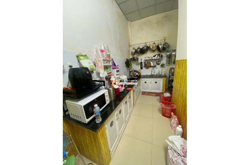 Bán đất 134m2 ( 50m2 là thổ cư )  tặng nhà cấp 4 ngay HTP Nhà Bè