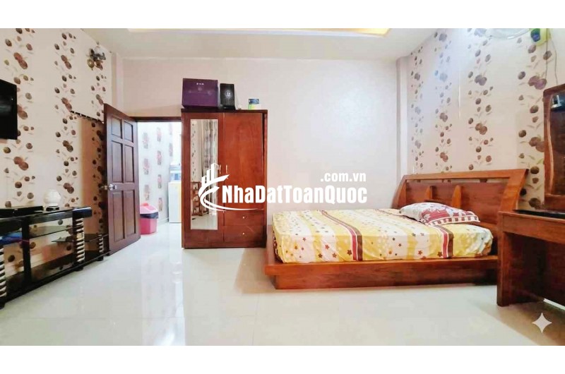 Nhà phố đẹp Lái Thiêu - Ngang 5m - 90m2 – Nhỉnh 4,5 Tỷ - Đường xe tải  - ÔTô ngủ trong nhà