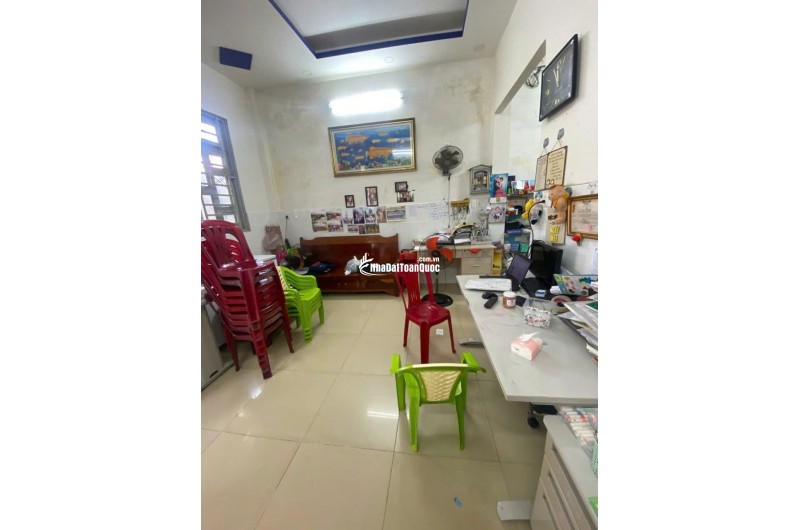 Bán đất 134m2 ( 50m2 là thổ cư )  tặng nhà cấp 4 ngay HTP Nhà Bè