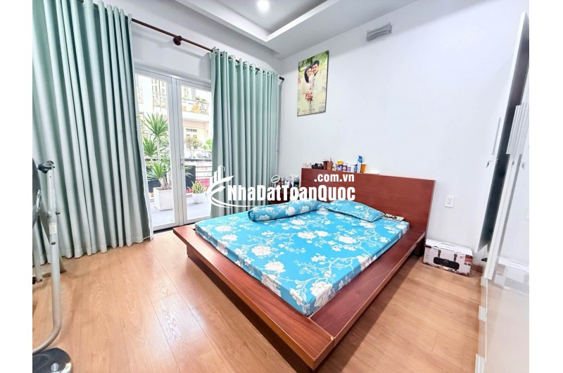 CHỦ ĐỊNH CƯ NƯỚC NGOÀI GỬI BÁN DÙM 62m2 ĐƯỜNG HUỲNH THIÊN LỘC CHỈ 6 ĐỒNG HƠN.