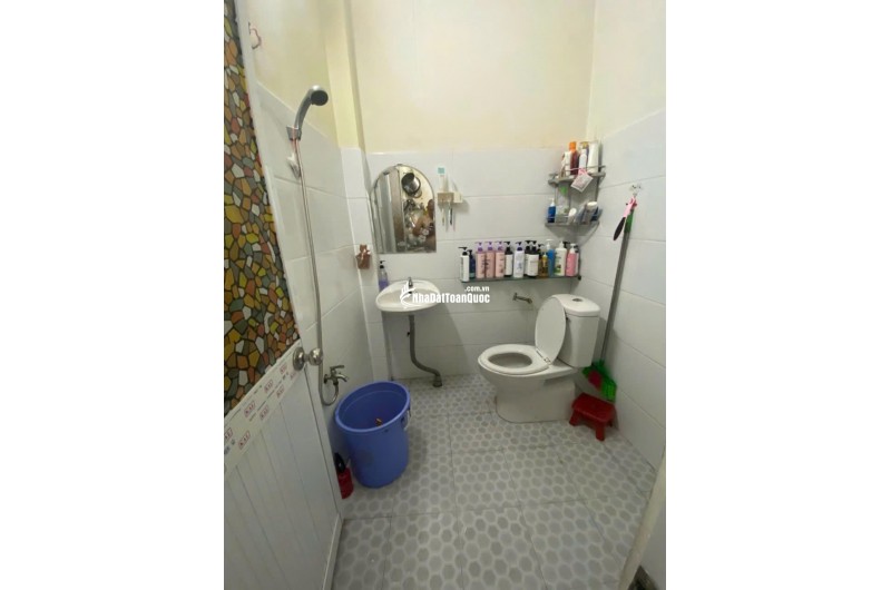 Bán đất 134m2 ( 50m2 là thổ cư )  tặng nhà cấp 4 ngay HTP Nhà Bè