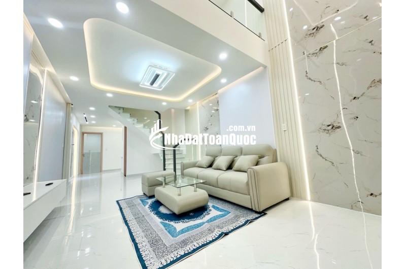 CHỦ ĐỊNH CƯ NƯỚC NGOÀI GỬI BÁN DÙM 62m2 ĐƯỜNG HUỲNH THIÊN LỘC CHỈ 6 ĐỒNG HƠN.