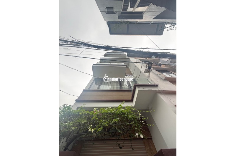 Nhà thật - Phố trạm, Long Biên  6.3 tỷ 30M - Nhà mới sổ đỏ