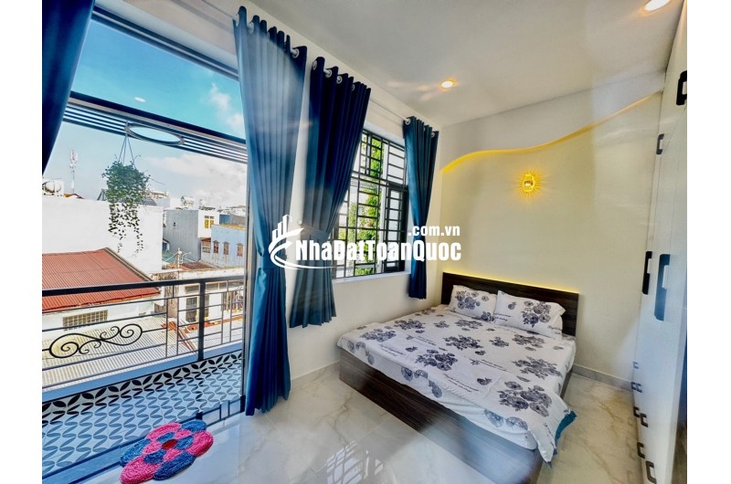 HẺM XE HƠI - HẺM THÔNG - KHU DÂN TRÍ AN NINH - NGANG GẦN 5M BỀ THẾ - NHÀ MỚI FULL NỘI THẤT VÀO Ở NGAY.