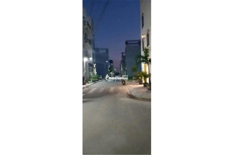 HOT HOT –CHÍNH CHỦ CẦN BÁN CĂN LÔ GÓC 2 MẶT TIỀN  Đ.Tây Lân, P.Bình Trị Đông A, Q.Bình Tân, HCM