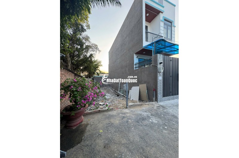 Lô đất gần Vinhomes Grand Park Q9- 68m2 – Nhỉnh 3 tỷ – Đường ôtô tránh –KDC bàn cờ