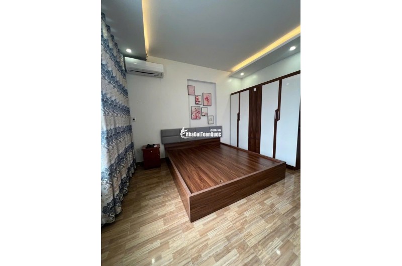 BÁN GẤP NHÀ NGÕ THẲNG - PHỐ TRẦN NGUYÊN HÃN – 53M2 – 3,6 TỶ. LH:0974607629.