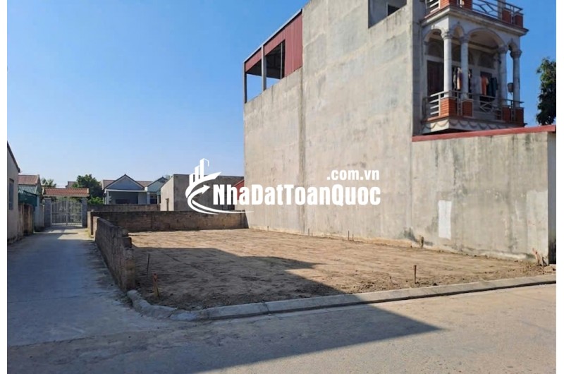 Chính chủ cần tiền bán gấp mảnh đất đẹp nhất Chương Mỹ