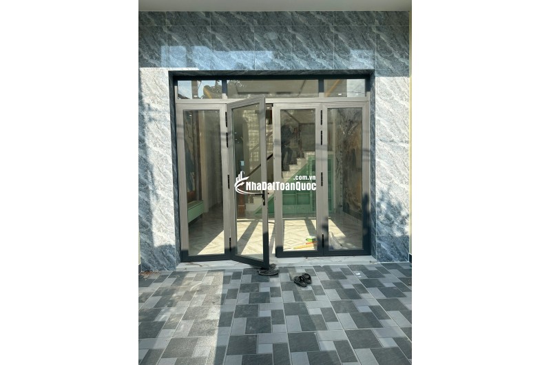 BÁN NHÀ CẦN GIUỘC, TÂY NINH - 82MV - SHR HOÀN CÔNG ĐẦY ĐỦ - CHỈ 3.5 TỶ. LH:0933696918