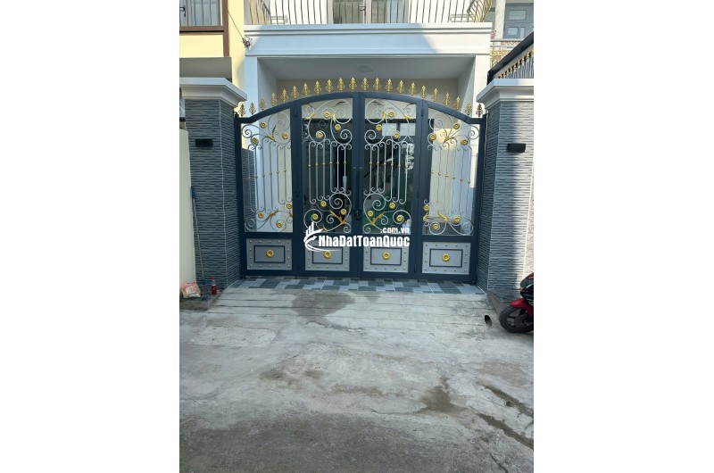 BÁN NHÀ CẦN GIUỘC, TÂY NINH - 82MV - SHR HOÀN CÔNG ĐẦY ĐỦ - CHỈ 3.5 TỶ. LH:0933696918
