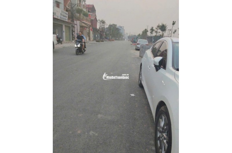 Chuyển nhượng gấp đất thổ cư, gần trường học, trạm y tế. Giá đầu tư