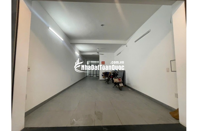 Chính chủ cho thuê nhà mới xây, phù hợp làm văn phòng kho tại Hoàng Mai, sau Ủy ban Hoàng Văn Thu, trạm y tế Hoàng Mai