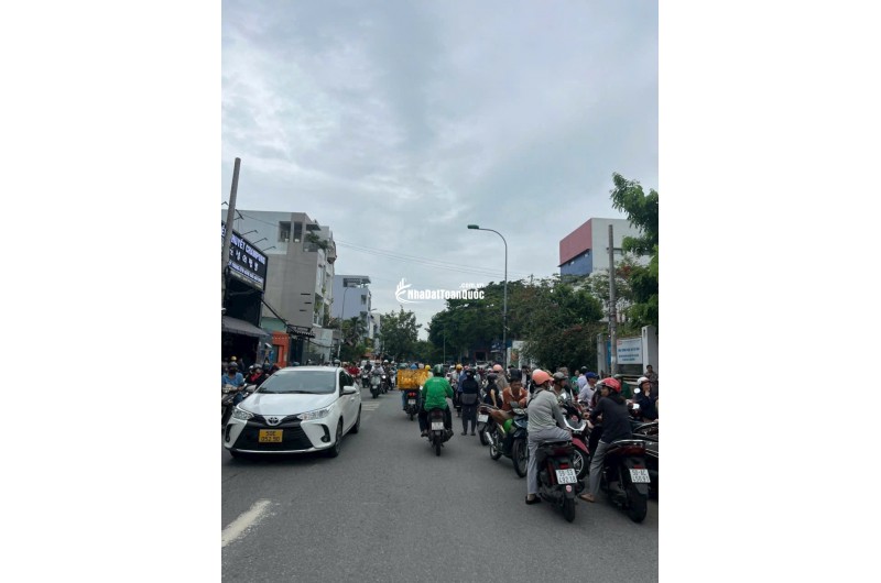 Bán Nhà Mặt Tiền Kinh Doanh Đỉnh Lương Trúc Đàm - 115m2 Ngang Khủng Hơn 6m 4Tầng  nhỉnh 22.X Tỷ