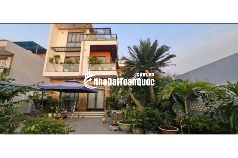 BIỆT THỰ SÂN VƯỜN 313M2 - CHỢ XUÂN THỚI THƯỢNG - FULL NỘI THẤT - 8TỶ960TR LH:0369571337.