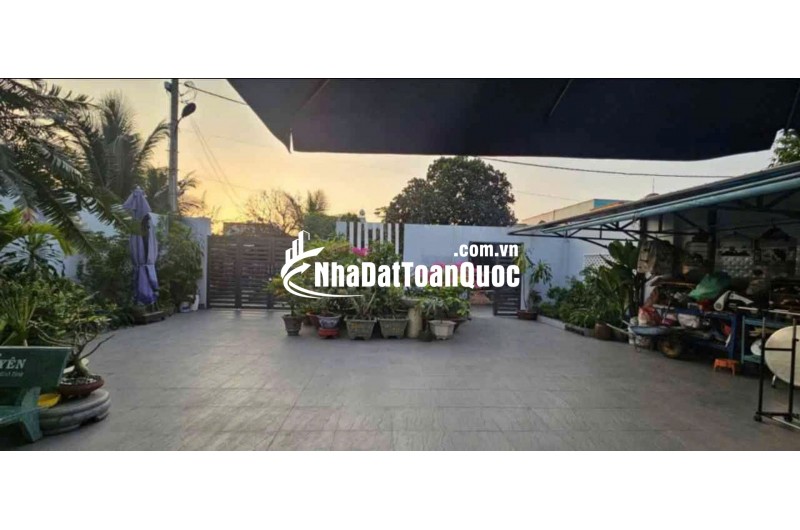 BIỆT THỰ SÂN VƯỜN 313M2 - CHỢ XUÂN THỚI THƯỢNG - FULL NỘI THẤT - 8TỶ960TR LH:0369571337.