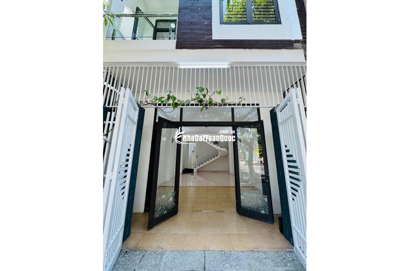 NHÀ ĐẸP 3 TẦNG - LÝ ĐẠO THÀNH – SƠN TRÀ, 100M2 -11,X TỶ