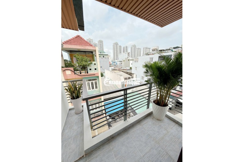 NHÀ GÓC 2 MẶT TIỀN – VỊ TRÍ SIÊU ĐẸP – 9.6 TỶ - HH 1% NHỜ ACE GIỚI THIỆU. LH:0938288389.