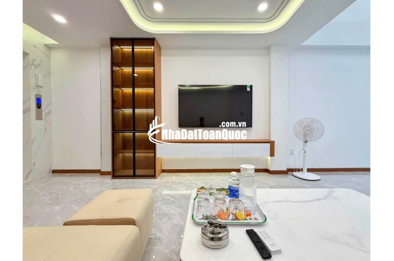 CẦN BÁN NHÀ XÂY MỚI CAO CẤP – HẺM XE HƠI BẠCH ĐẰNG, PHƯỜNG BÌNH THẠNH. LH:0909964978.