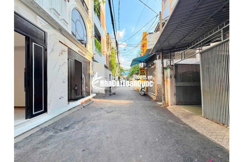CẦN BÁN NHÀ XÂY MỚI CAO CẤP – HẺM XE HƠI BẠCH ĐẰNG, PHƯỜNG BÌNH THẠNH. LH:0909964978.