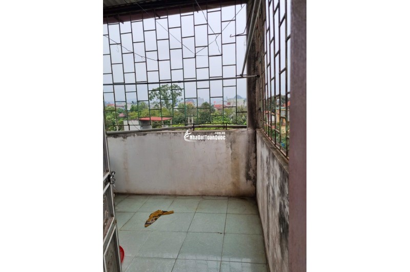 BÁN NHÀ MẶT TIỀN ĐƯỜNG QL1A, DT 43M2 SĐCC 4,5TỶ. LH:0396631136 – 0386663369.