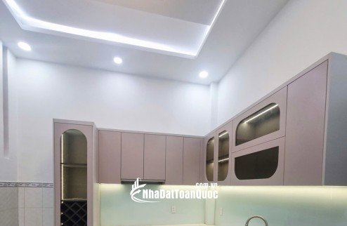 MẶT TIỀN KINH DOANH NHÁNH LÂM THỊ HỐ - 80m2 - 3 TẦNG - HÀNG XÓM VỚI HIỆP THÀNH CITY - ĐỦ TIỆN ÍCH KHÔNG THIẾU CHI - 6.6 TỶ TL